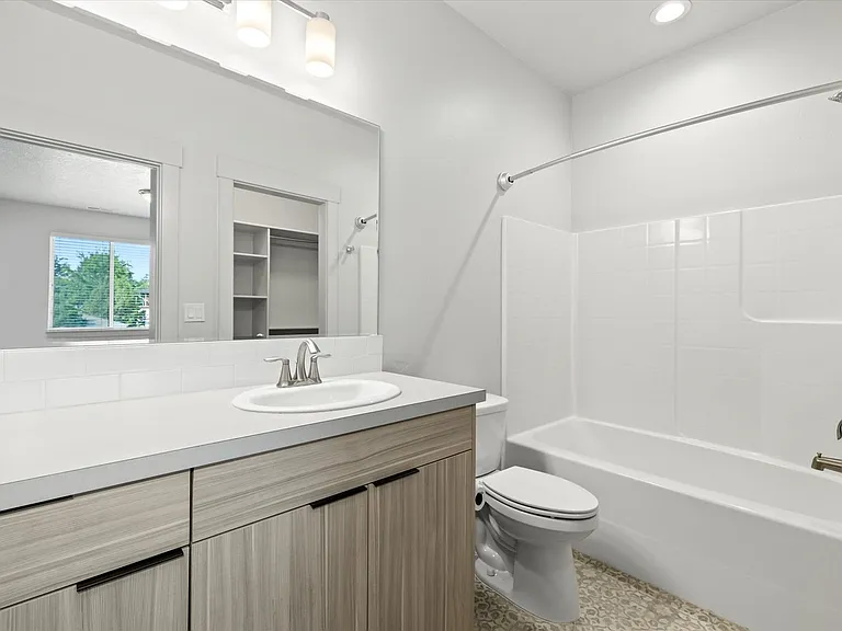 174 S Kestrel Pl — Photo 15