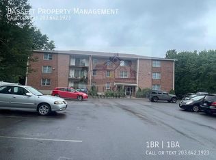 30 Stoneycrest Dr APT 35, Middletown, CT 06457
