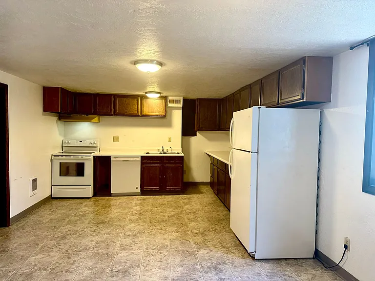 2434 Wyoming St — Photo 11