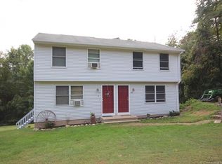75 Daniel St, East Hampton, CT 06424