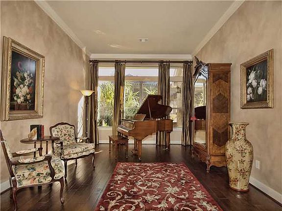 5th image of 2710 Brindisi Way
