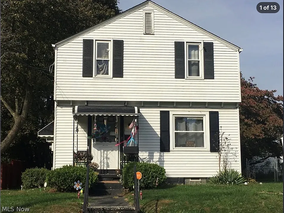 911 Triplett Blvd