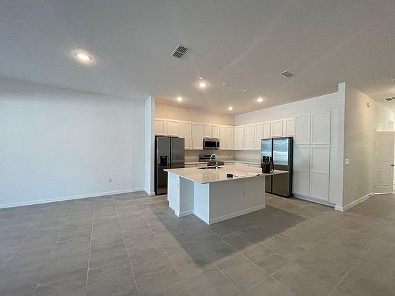 4th image of 231 Marcello Blvd