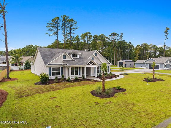 4th image of 115 Boundary Loop Road NW