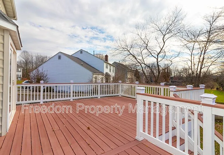 80 Brookshire Dr — Photo 27