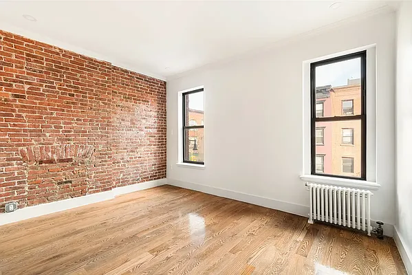 Rented by Compass | media 19