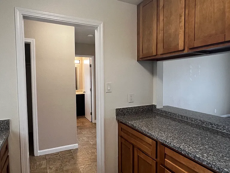 36976 Mulberry St #G — Photo 7