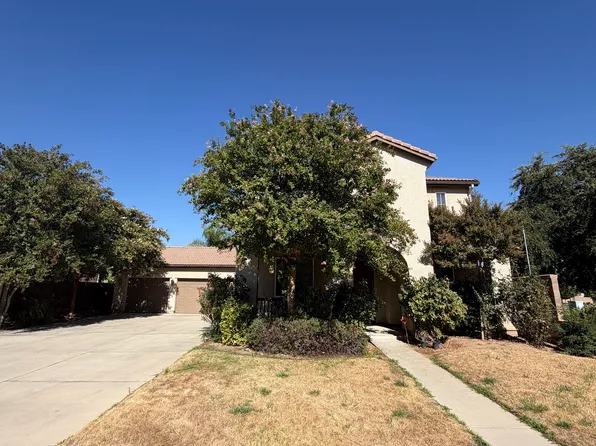 2975 Maine Ave, Clovis, CA 93619
