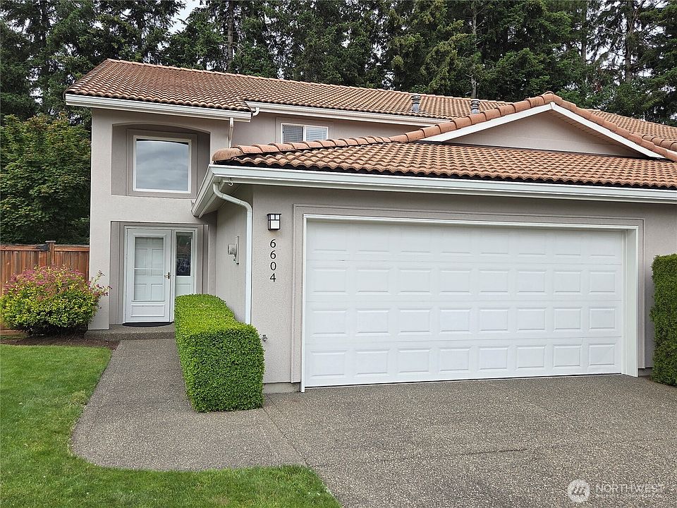 1st image of 6604 Riviera Court SE