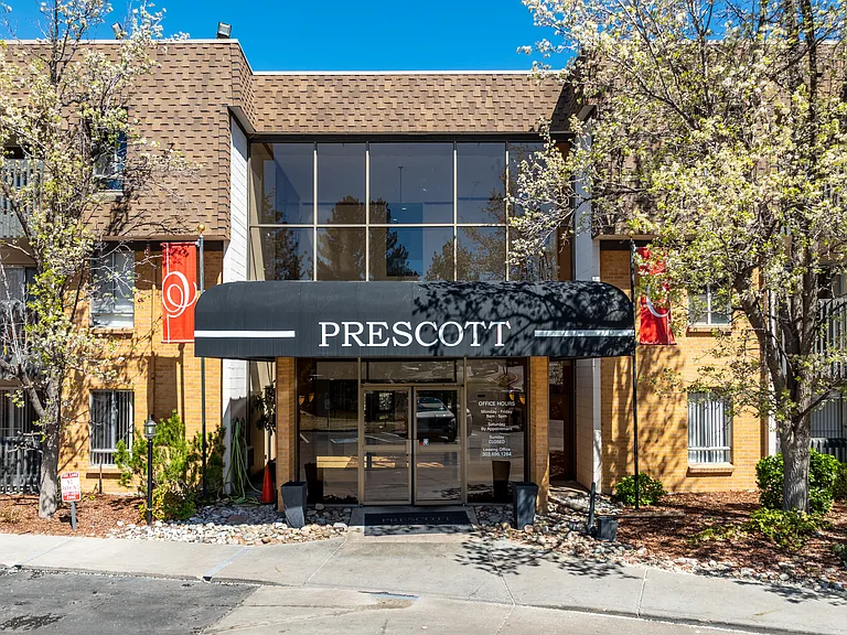 Prescott — Photo 22