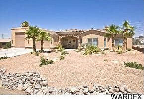 1st image of 3365 Desert Dr