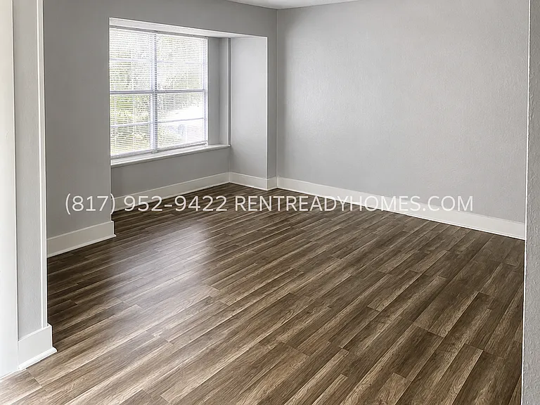 5606 Maywood Dr — Photo 2