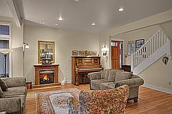 Living room w/ high ceilings
