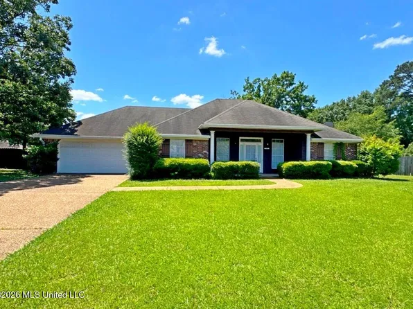305 Alder Cv, Pearl, MS 39208