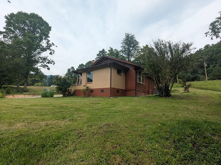 174 Warren Creek Rd — Photo 6