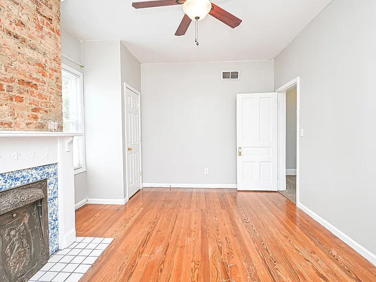 4221 Bell St — Photo 25