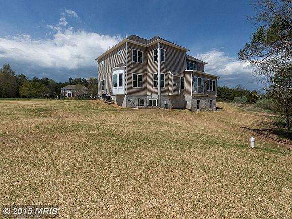 2nd image of 6289 Fairfax National Way