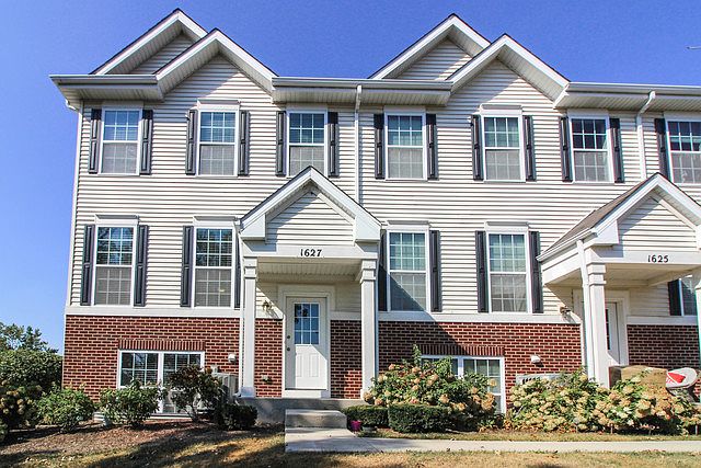 1st image of 1627 W Turtle Creek Ln