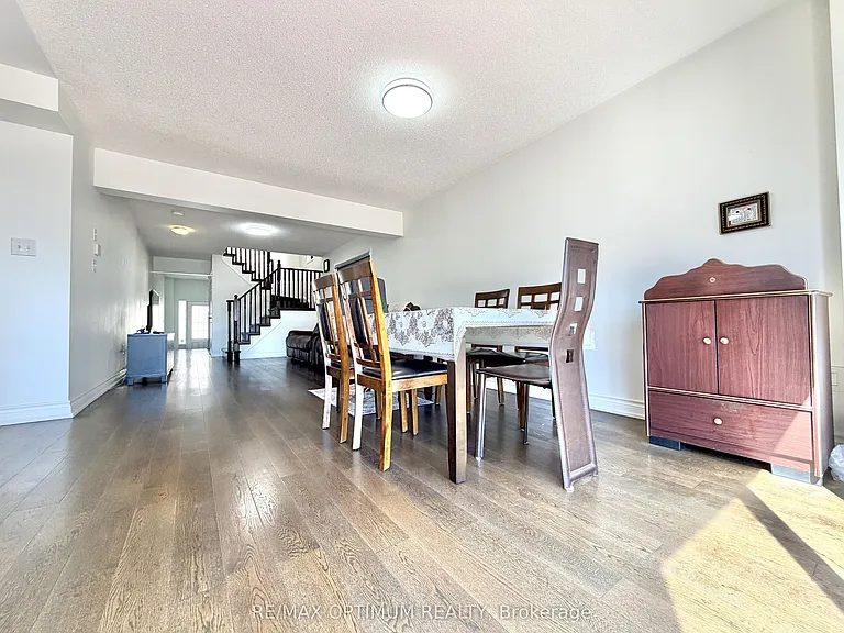 7 Barnham St — Photo 10