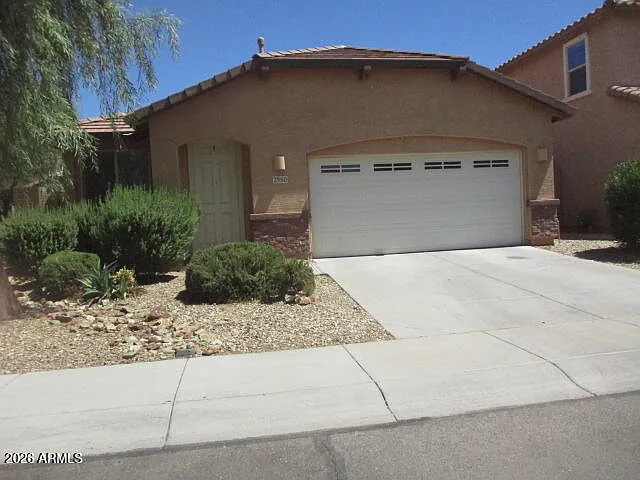 2950 E Glenhaven Dr — Photo 1