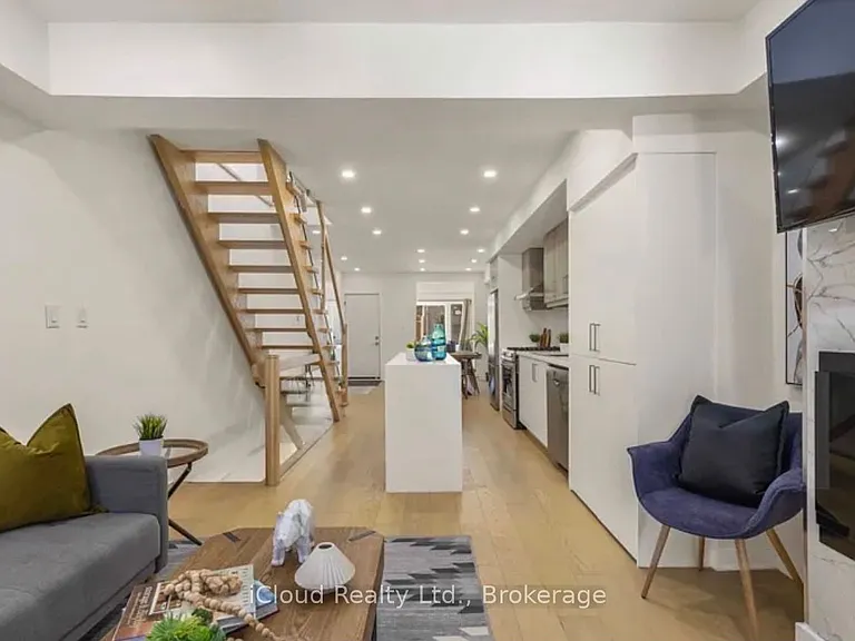386 Coxwell Ave — Photo 30