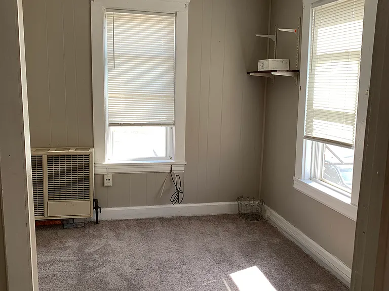 902 High St #2 — Photo 2