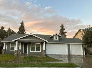 448 W Lilac Ave, Reedley, CA 93654