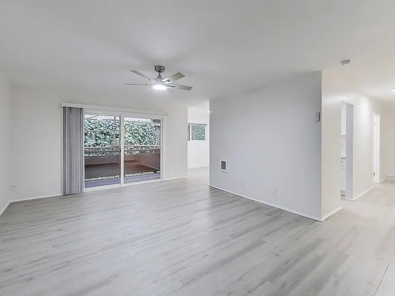 2820 Park Blvd #108 — Photo 2