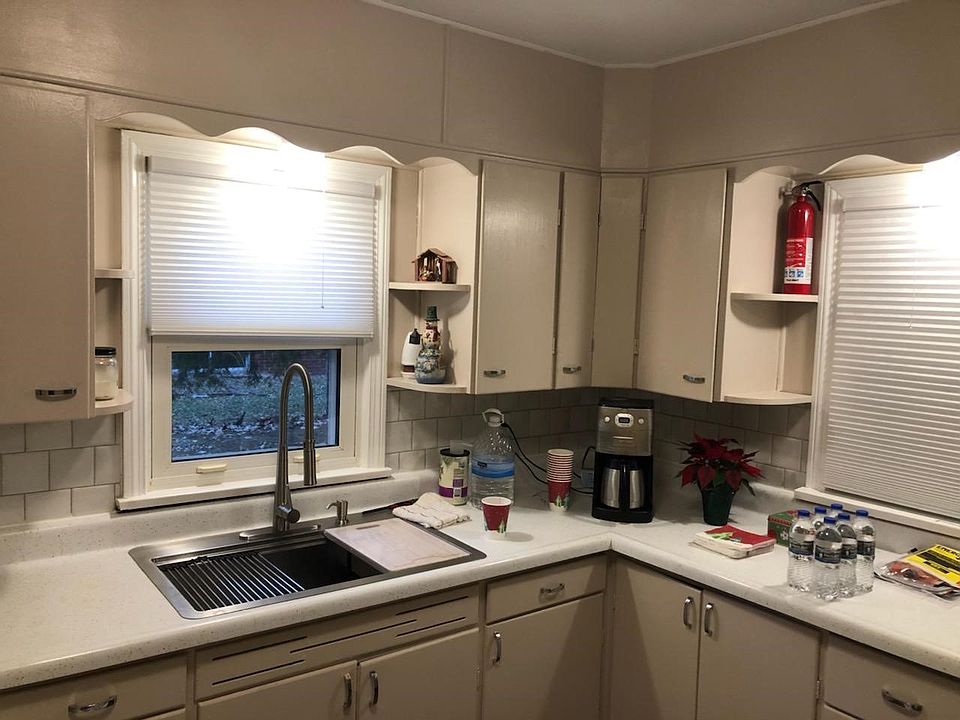 2nd image of 1301 McClure Rd