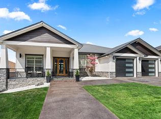 1315 Poppy Ridge Dr, Eagle Pt, OR 97524
