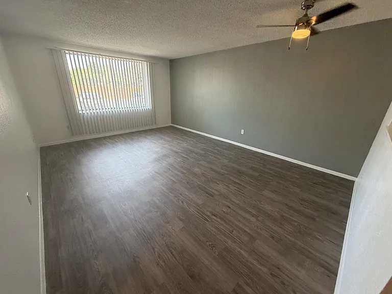 Academy Heights Apartments — Photo 15