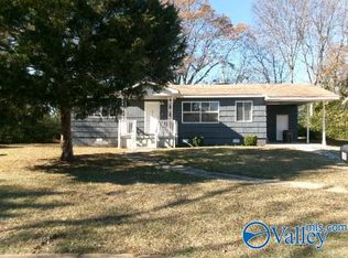 1609 10th Avenue Ct SE, Decatur, AL 35601