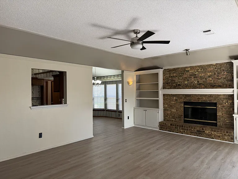 13104 Maple Leaf Dr — Photo 6