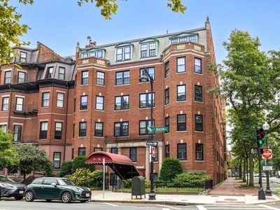 255 Beacon St #53, Boston, MA, 02116