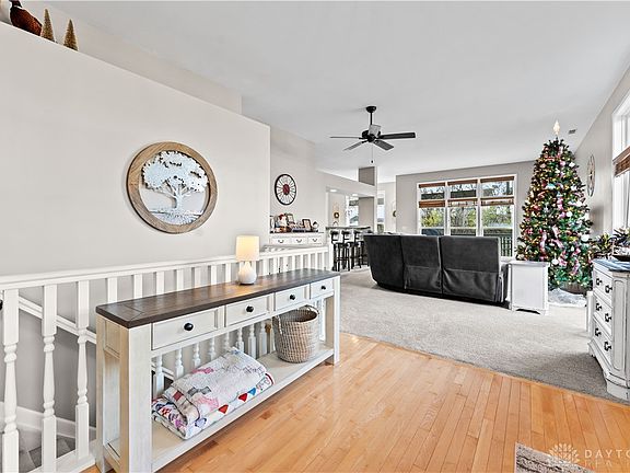 3rd image of 7139 White Oak Ct