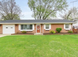 915 Donnie Ct, Joliet, IL 60435