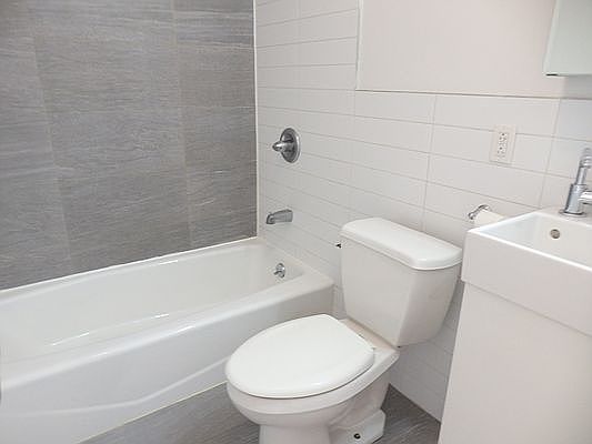 5th image of 639 10th Ave APT 4B