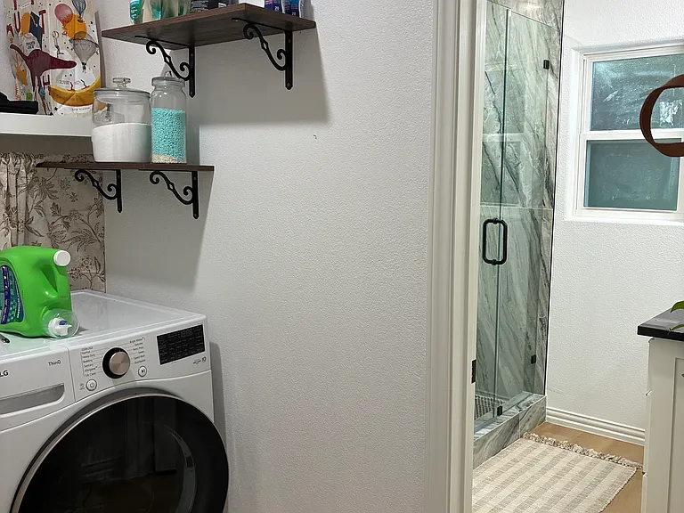 5620 Carver Dr — Photo 12