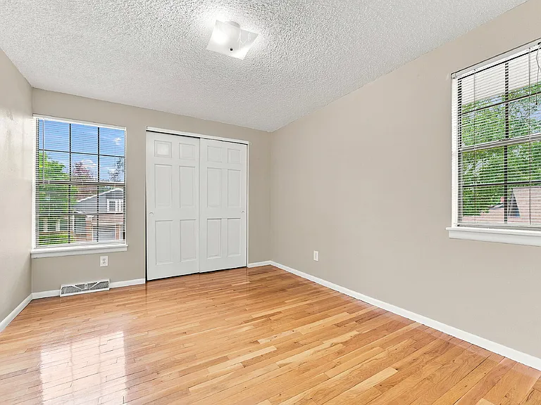 7986 S Vincennes Way — Photo 17