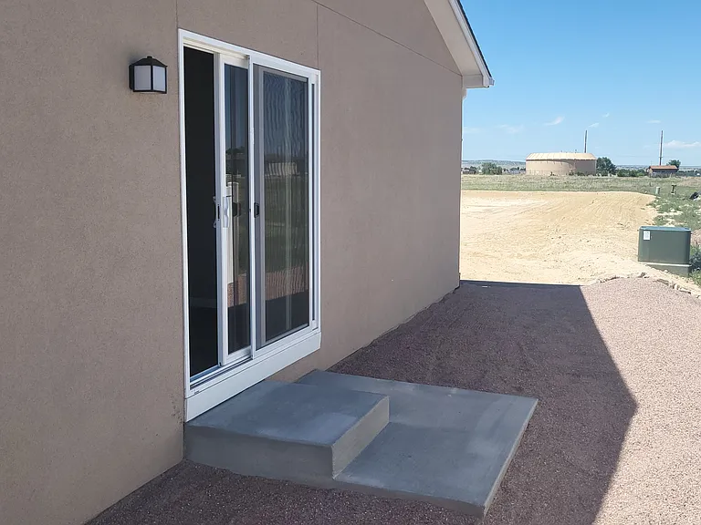 E Cokedale Dr — Photo 17