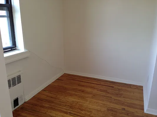 Rented by Showcase Realty | media 14