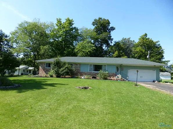 251 W Circle Dr, Montpelier, OH 43543