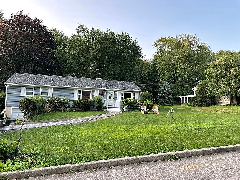 2nd image of 155 Putting Green Rd
