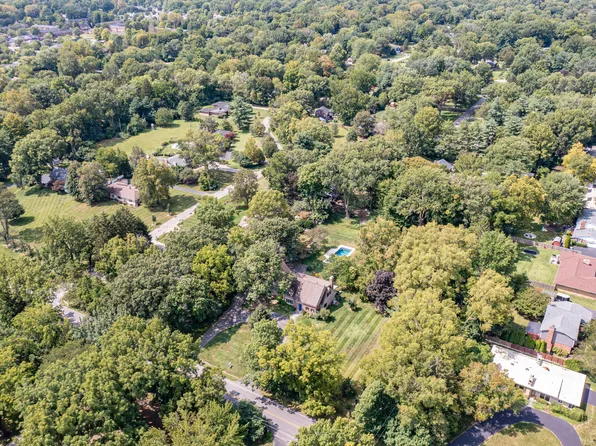 7720 Spring Mill Rd, Indianapolis, IN 46260