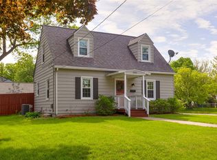 3321 52nd St, Des Moines, IA 50310