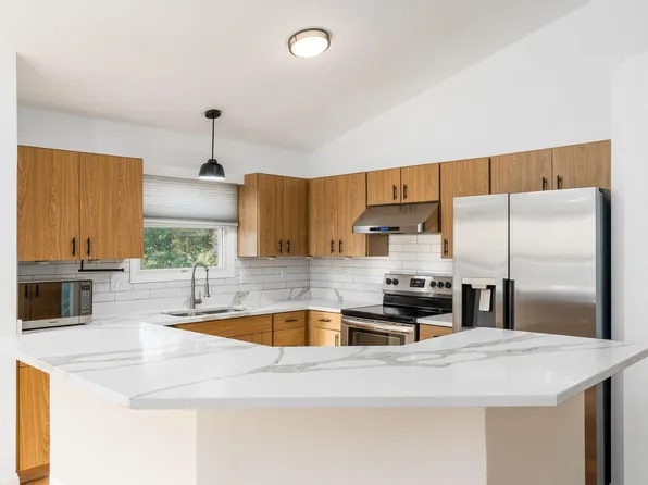 1320 Harold Stewart Pkwy, Pataskala, OH 43062