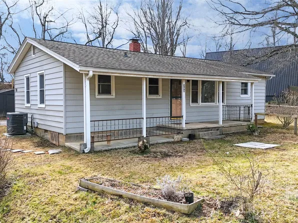 398 Sand Hill Rd, Asheville, NC 28806