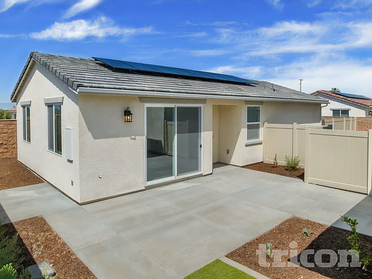 629 W Citron St #2 — Photo 4