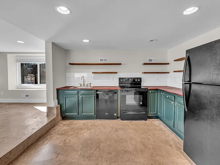 1202 Kirkland Ave #A — Photo 5