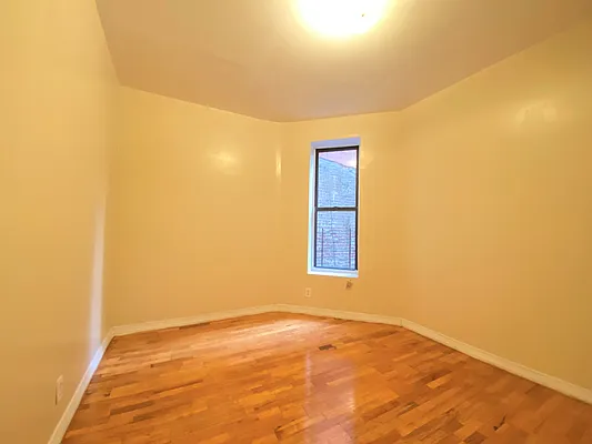 Rented by Bohemia Realty Group | media 2